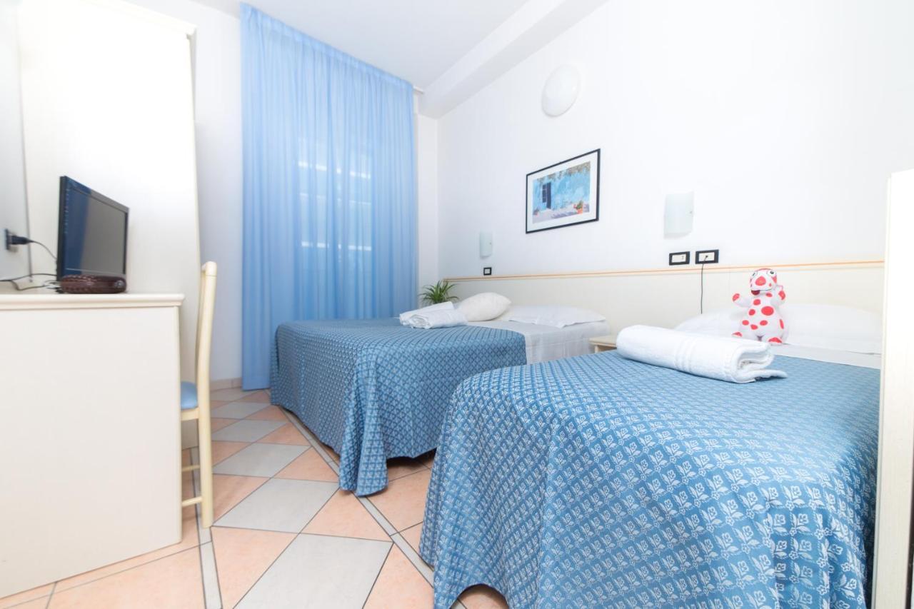 Hotel Elite Католика Екстериор снимка