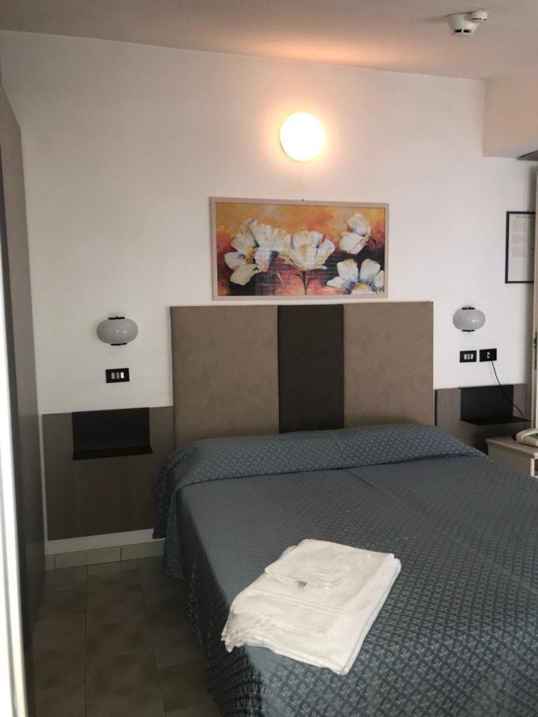 Hotel Elite Католика Екстериор снимка
