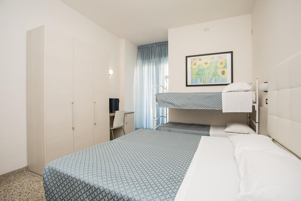 Hotel Elite Католика Екстериор снимка